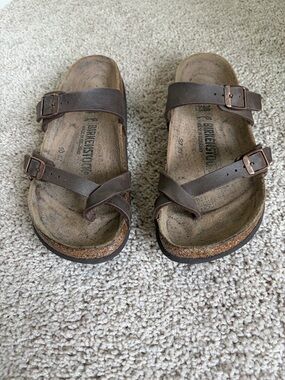 Birkenstocks Brown Leather Women’s sandals Size 38/7.5